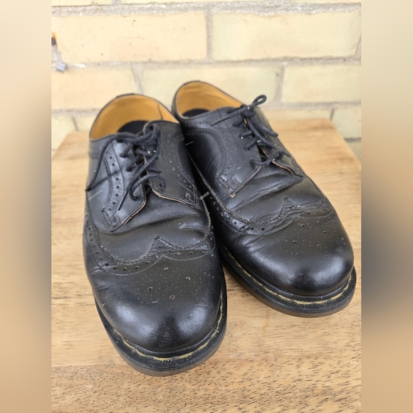 Vintage Brogue Dr. Martens - Picture 8 of 8